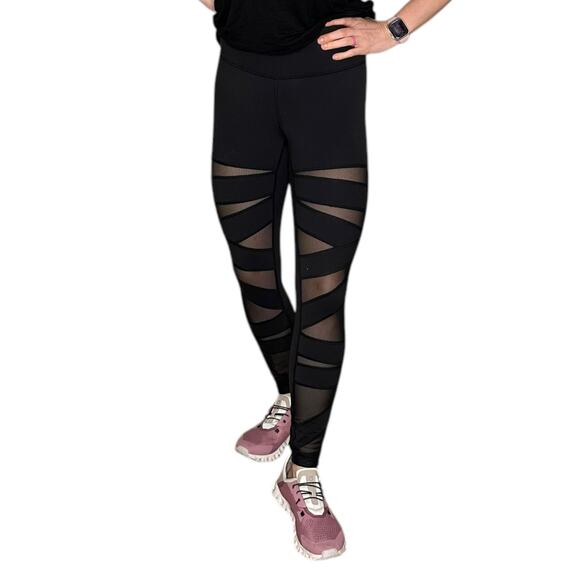 LULULEMON Black Mesh Cut Out Ankle Leggings Women's Gym Workout - Picture 1 of 8